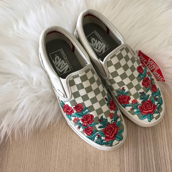 New vans slip on checked rose embroidery - Picture 3 of 6